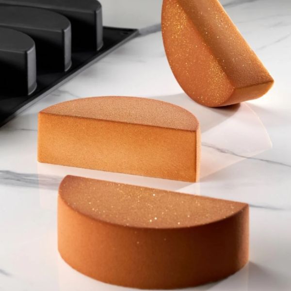 Stampo in silicone per monoporzione HALFMOON di Pavoni Professional