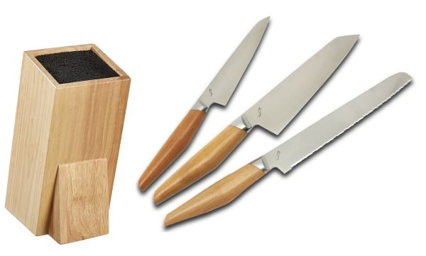Block complete with 3 Japanese Kasame Sumikama knives