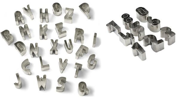 Tagliapasta lettere dell'alfabeto e numeri