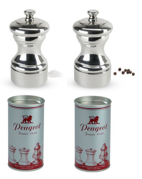 Paire de Moulin à Poivre et Moulin à Sel Mignonnette en métal argenté par Peugeot