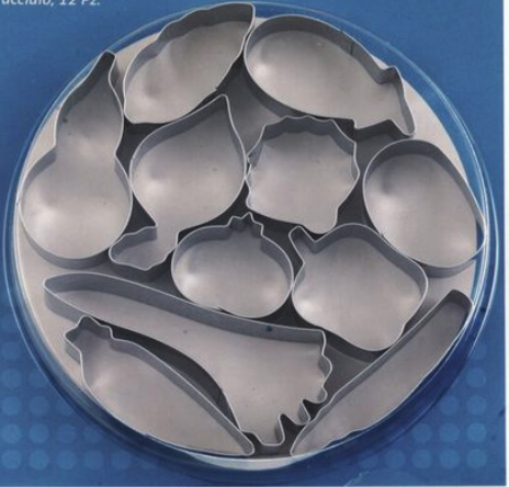 Tagliapasta Verdura Set 12 pezzi in acciaio inox – Tagli precisi e creativi in cucina di Paderno