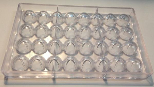 Round-spherical polycarbonate chocolates mold